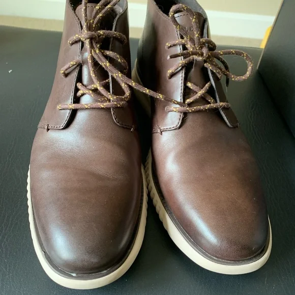 Cole Haan Brown Chukka Boots with Sleek Design - Picture 4 of 5
